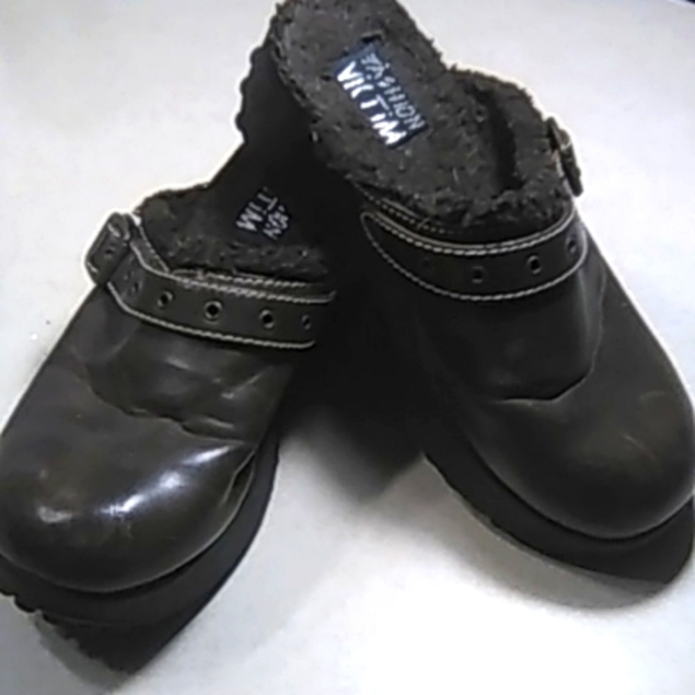 Fashion victim Brown cloge / mule shoes